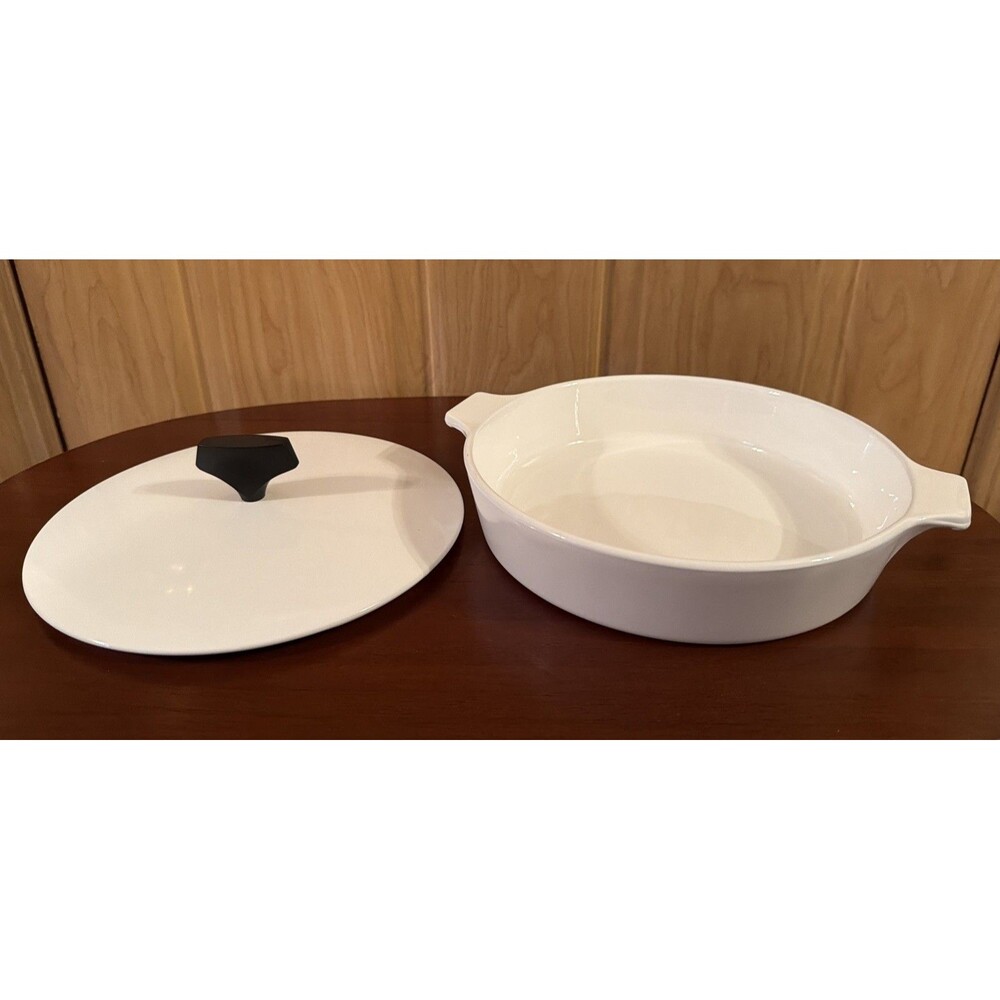 1960s  Corning Ware Buffet Server B-8 1/2 Skillet Casserole Baking Dish w/Cover! - Picture 3 of 9